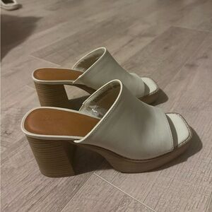 Universal Thread white chunky heels